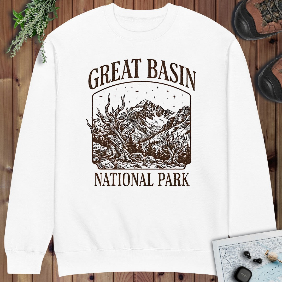 Great Basin National Park Rustic Crewneck Sweatshirt in White