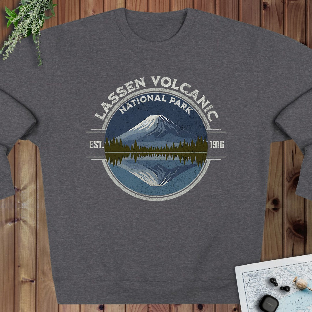 Lassen Volcanic National Park T- Shirt Crewneck Sweatshirt in Charcoal Heather