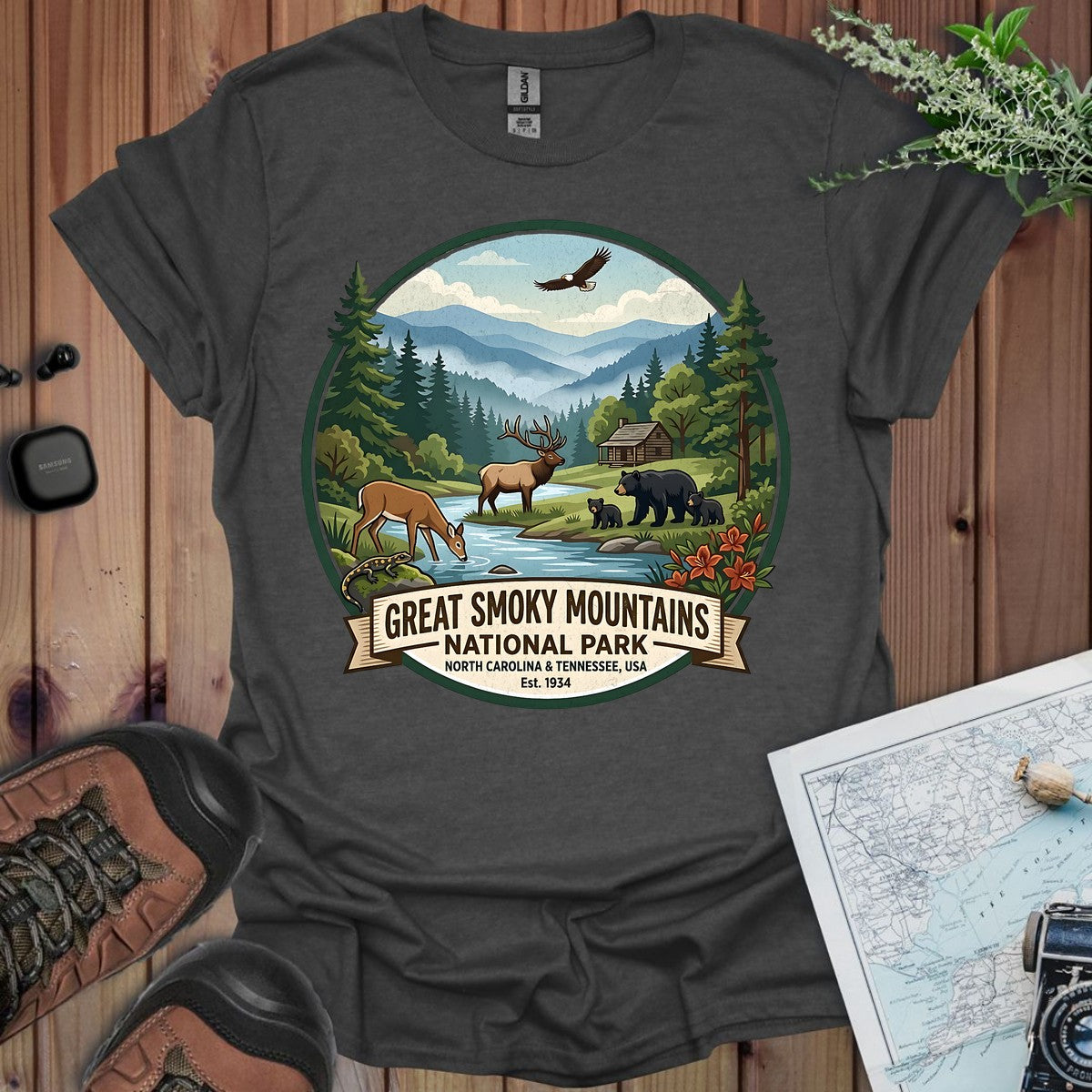 Smoky Mountain National Park Emblem Graphic T-Shirt in Dark Heather