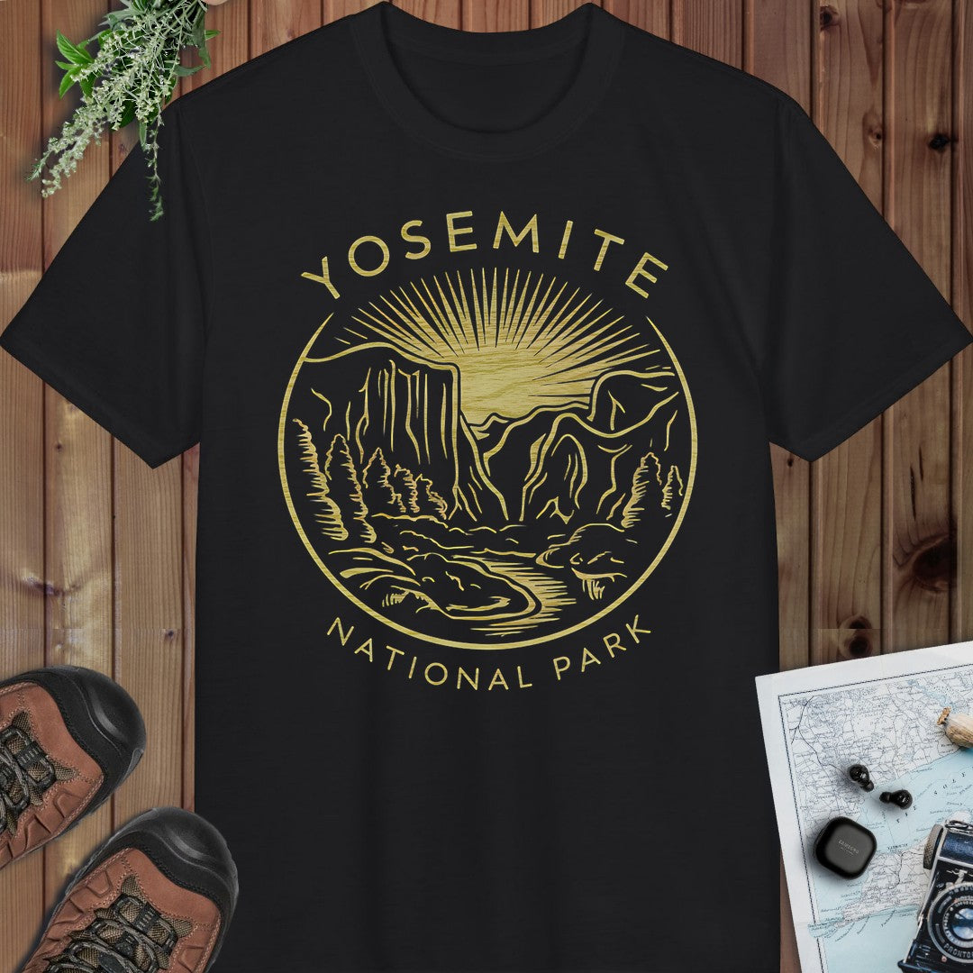 Yosemite National Park Valley Outline Art Performance T-Shirt in Black