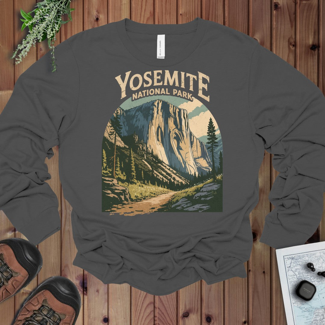El Capitan Yosemite Valley Long Sleeve T-Shirt in Asphalt
