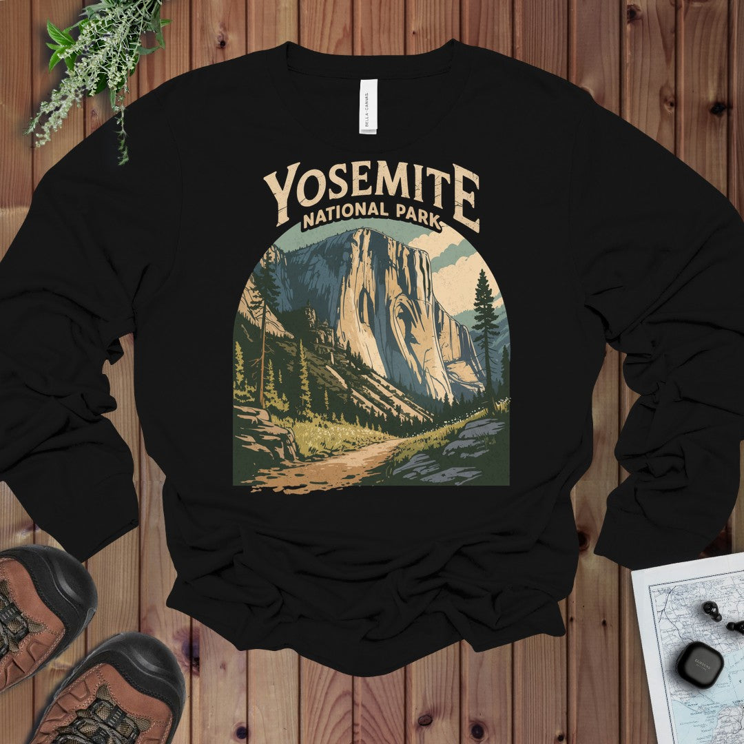 El Capitan Yosemite Valley Long Sleeve T-Shirt in Black