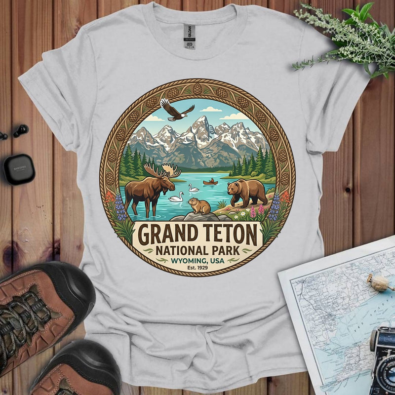 Grand Teton Emblem National Park Graphic T-Shirt in Ice Grey