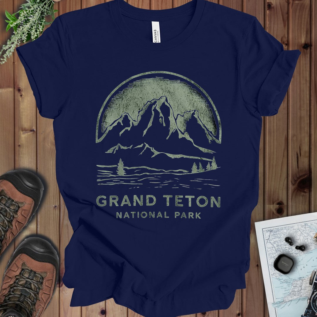 Grand Teton National Park  Vintage Distressed Mountains Kids Graphic T-Shirt in Navy