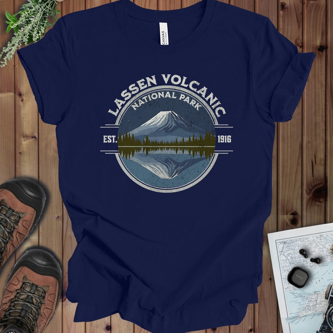 Lassen Volcanic National Park T- Shirt Kids Graphic T-Shirt in Navy