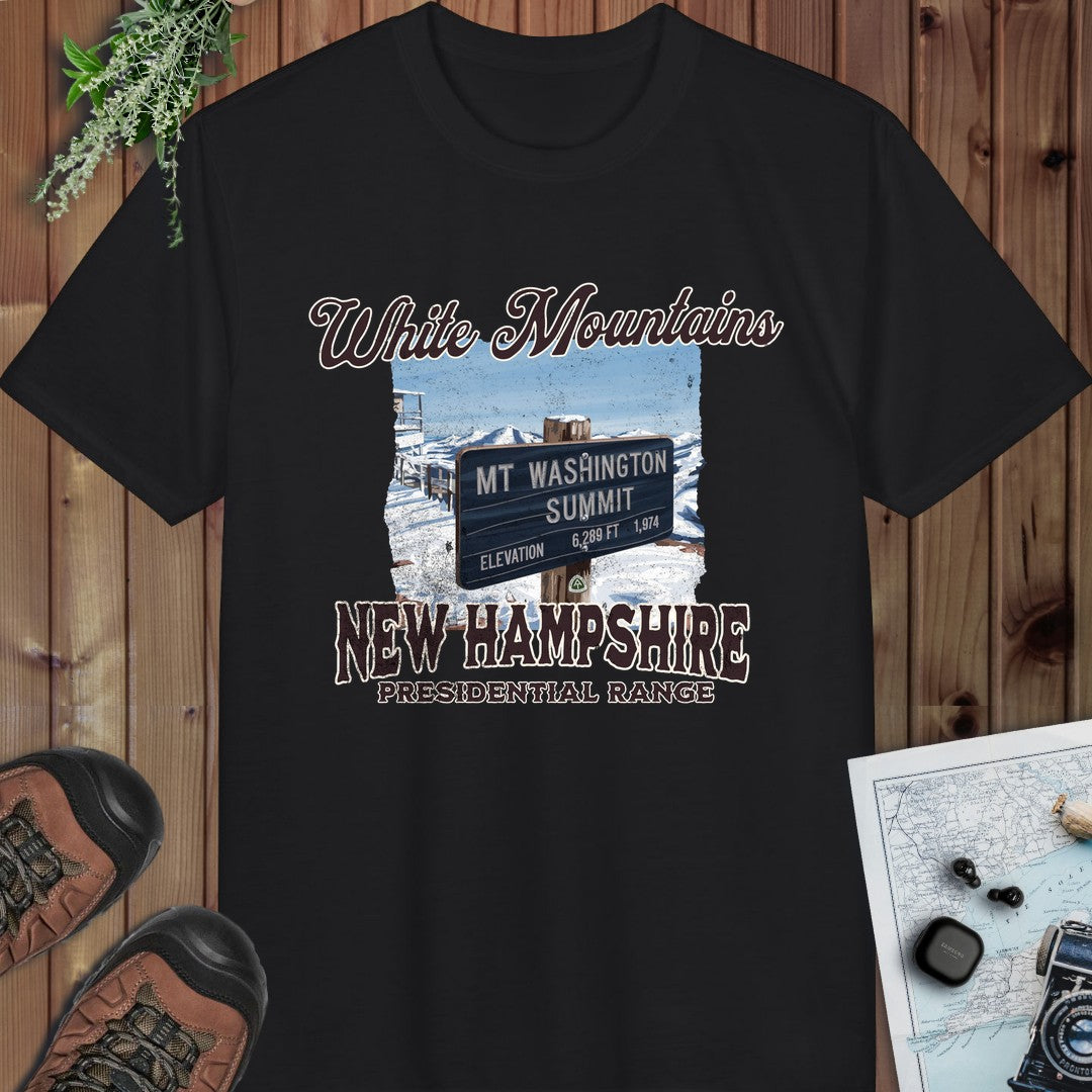 Mount Washington Sign Performance T-Shirt in Black