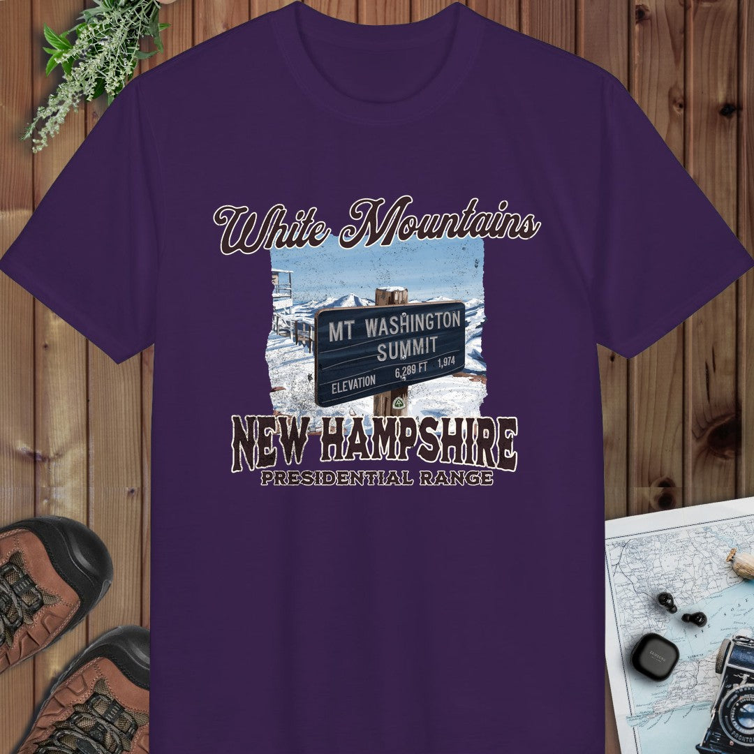 Mount Washington Sign Performance T-Shirt in Purple