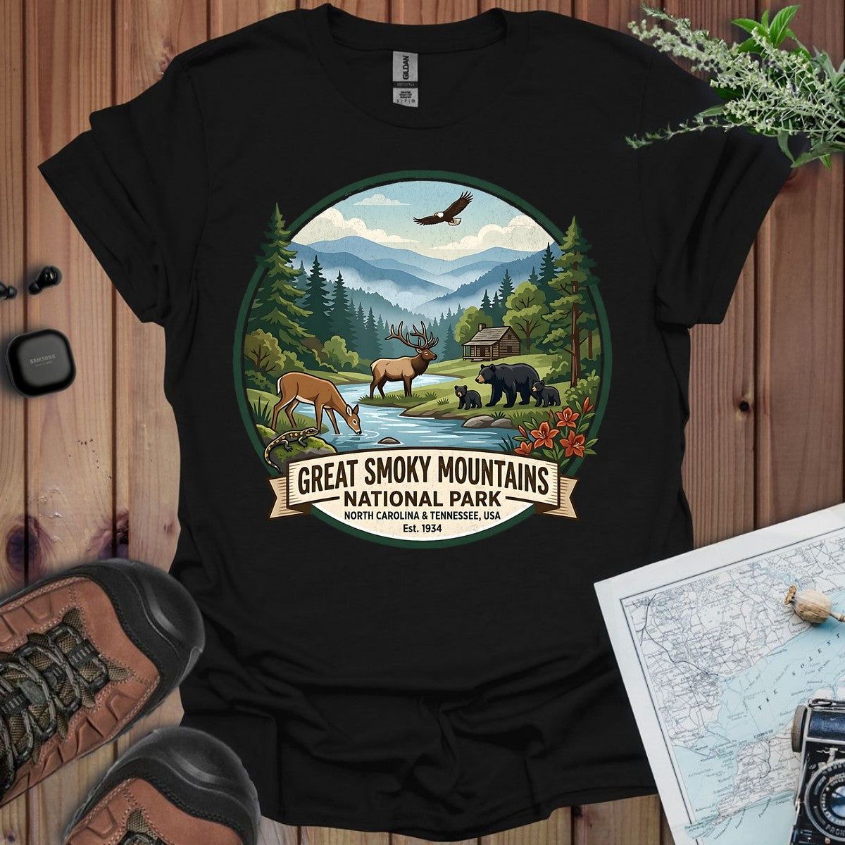 Smoky Mountain National Park Emblem Graphic T-Shirt in Black