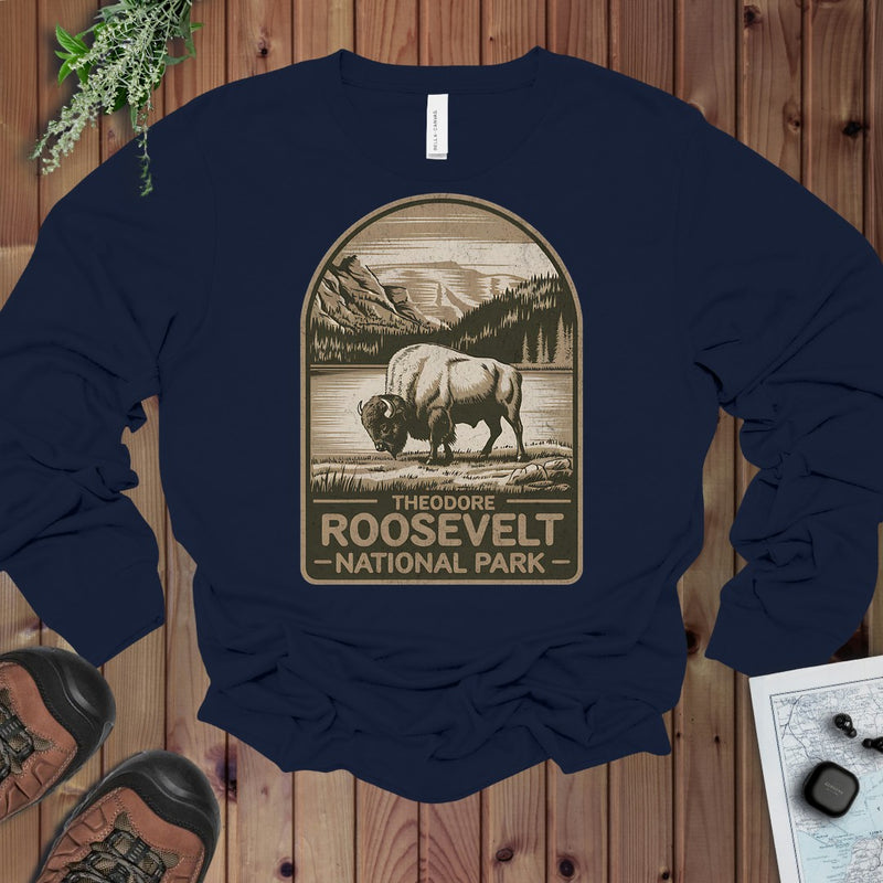 Theodore Roosevelt National Park Rustic Western Buffalo Long Sleeve T-Shirt in Navy