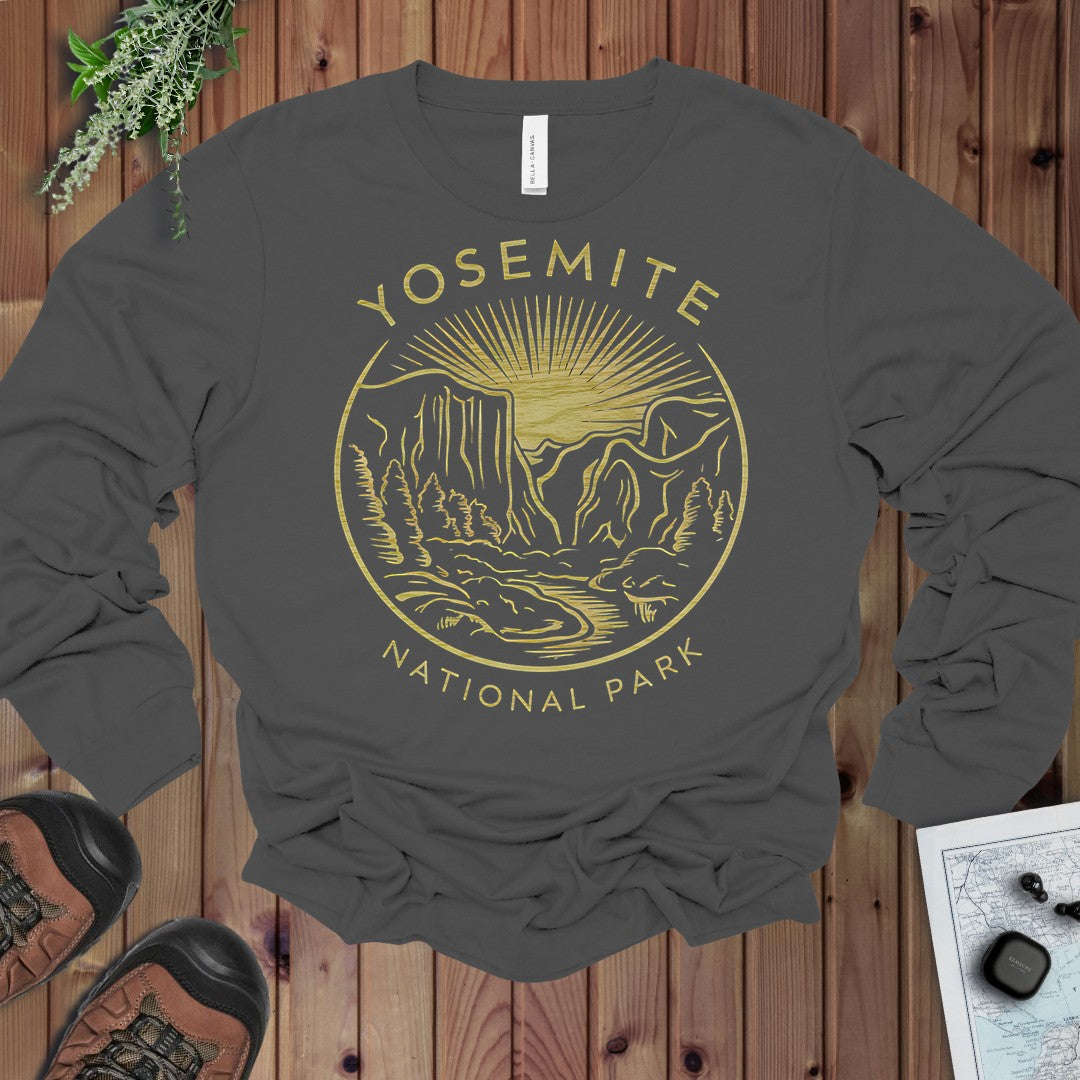 Yosemite National Park Valley Outline Art Long Sleeve T-Shirt in Asphalt