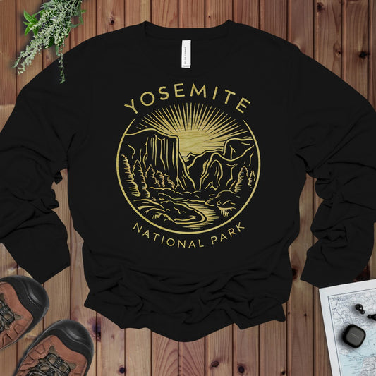 Yosemite National Park Valley Outline Art Long Sleeve T-Shirt in Black