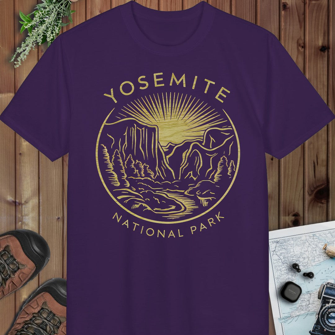 Yosemite National Park Valley Outline Art Performance T-Shirt in Purple