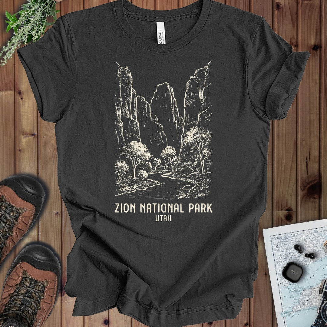 Zion National Park Canyon Outline Kids Graphic T-Shirt in Dark Grey Heather