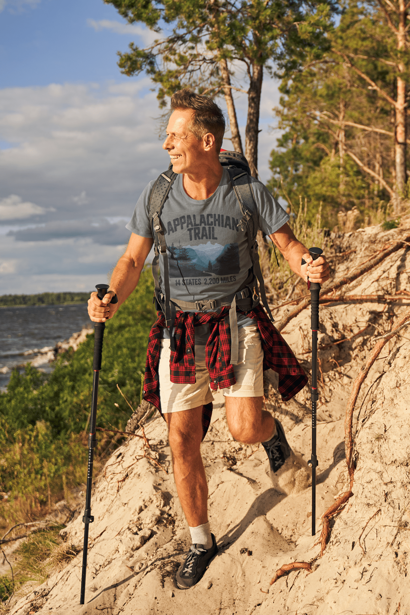 Appalachian Trail 14 States 2200 Miles T-Shirt - Parks ApparelT-Shirt