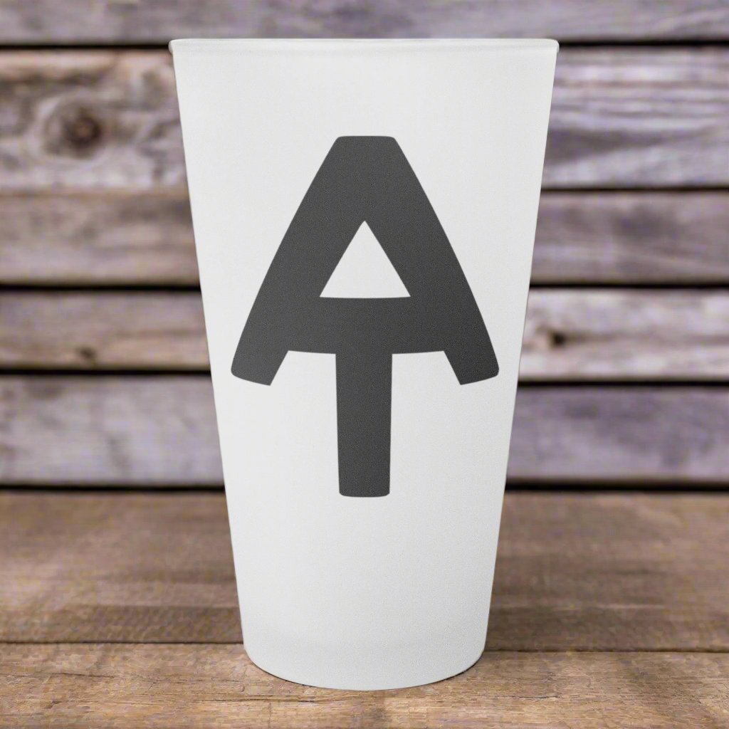 Appalachian Trail AT Arrow Frosted Pint Glass - Parks Apparelpint glass