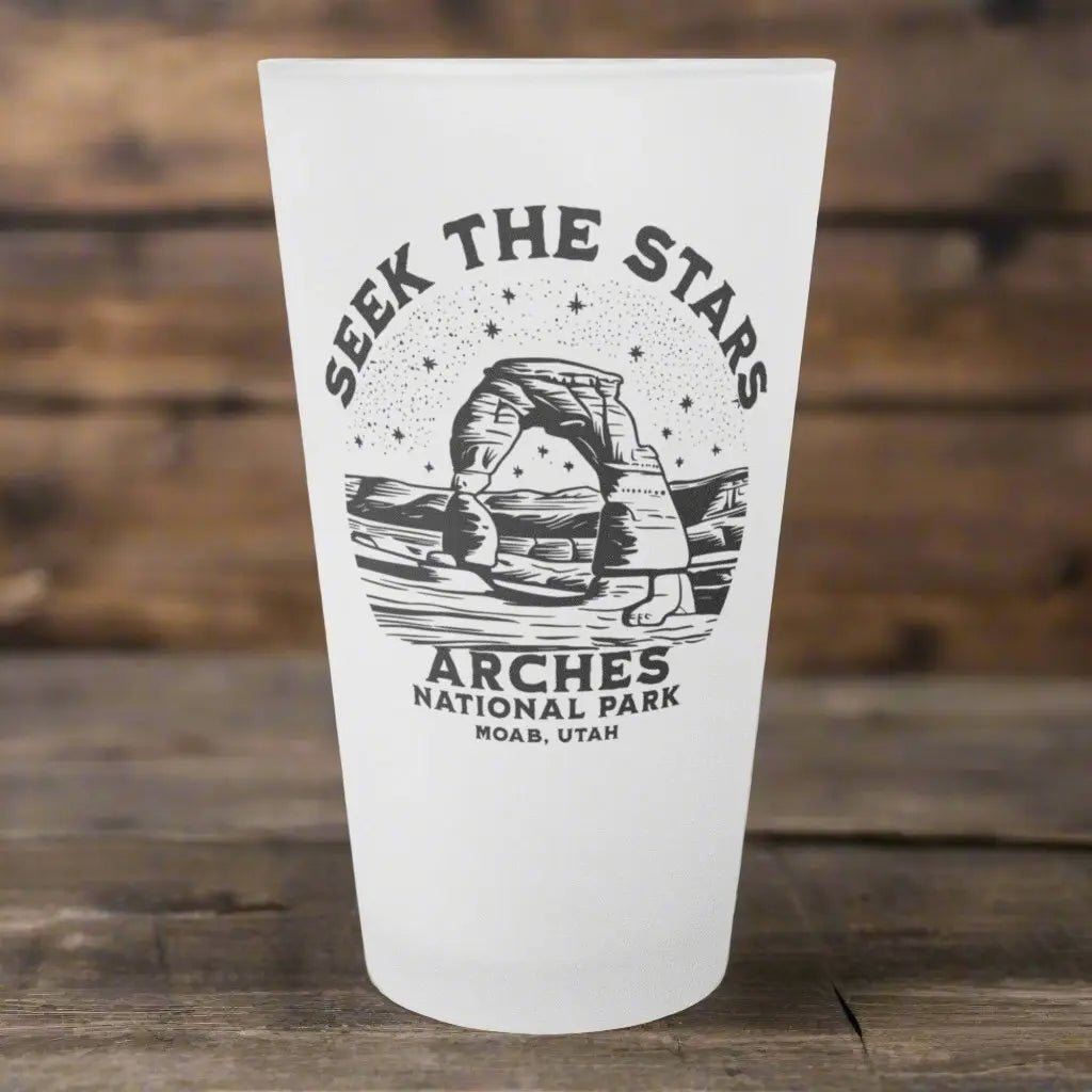 Arches National Park Frosted Pint Glass Seek The Stars - Parks ApparelDrinkware