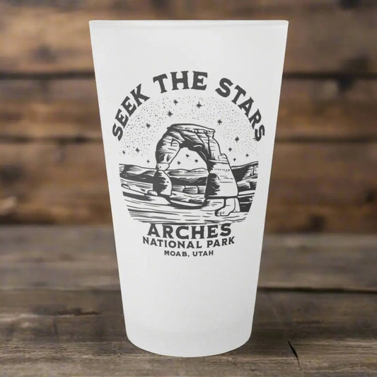 Arches National Park Frosted Pint Glass Seek The Stars - Parks ApparelDrinkware