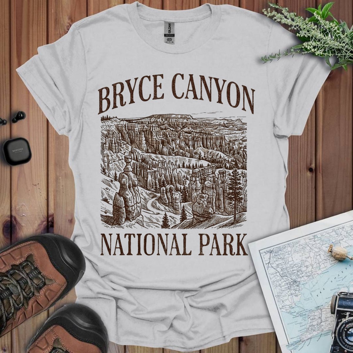Bryce Canyon National Park Rustic Graphic T-Shirt - Parks ApparelT-Shirt
