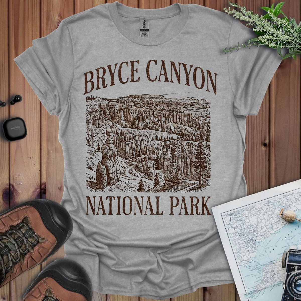 Bryce Canyon National Park Rustic Graphic T-Shirt - Parks ApparelT-Shirt
