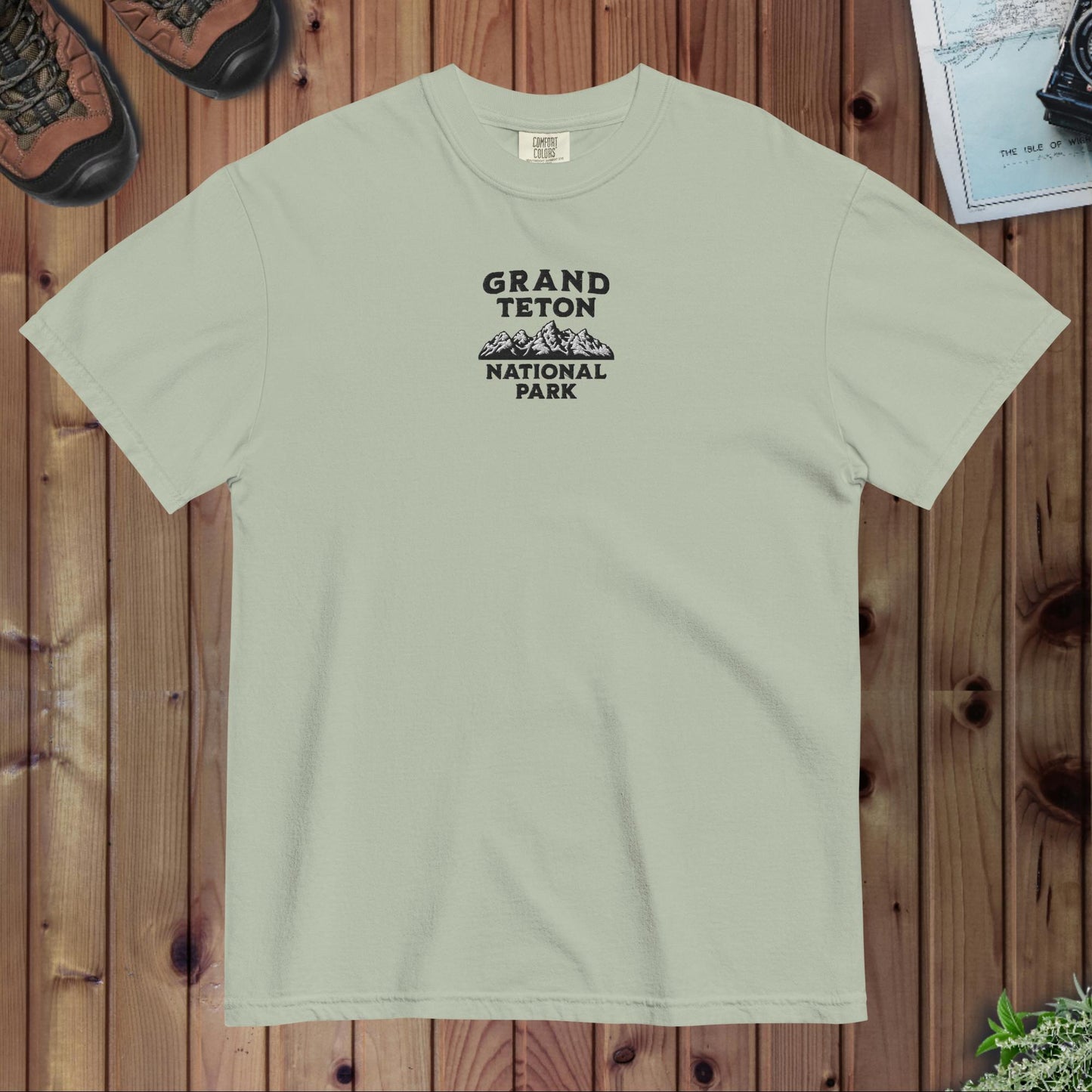 Grand Teton National Park Premium Embroiderd T-shirt - Parks ApparelT-Shirt