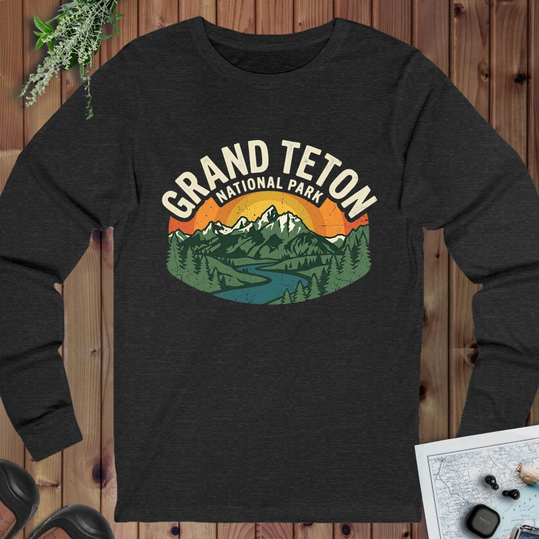 Grand Teton National Park Vintage Graphic Long Sleeve T-Shirt in Dark Grey Heather