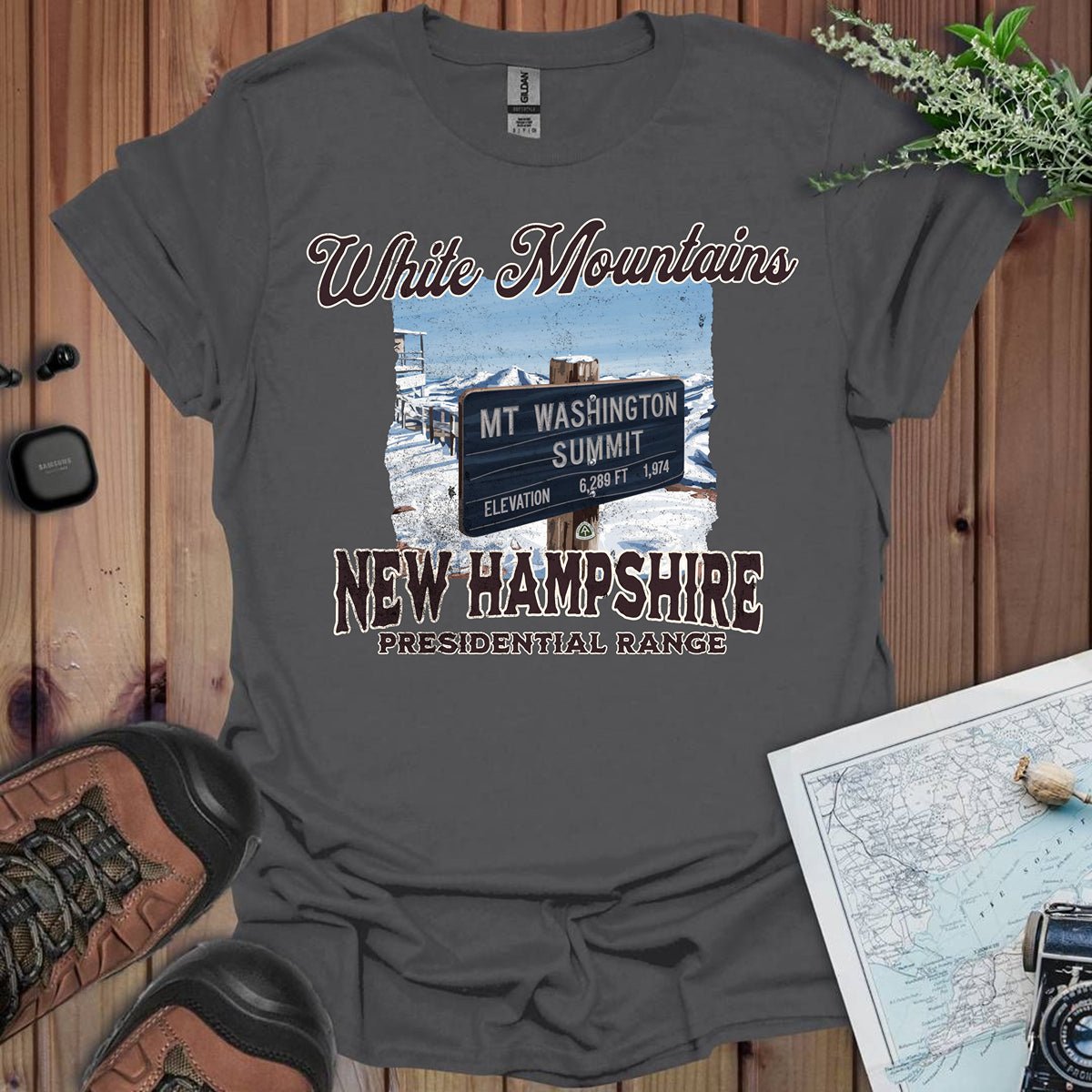 Mount Washington New Hampshire Presidential Range sign graphic t-shirt primary product view