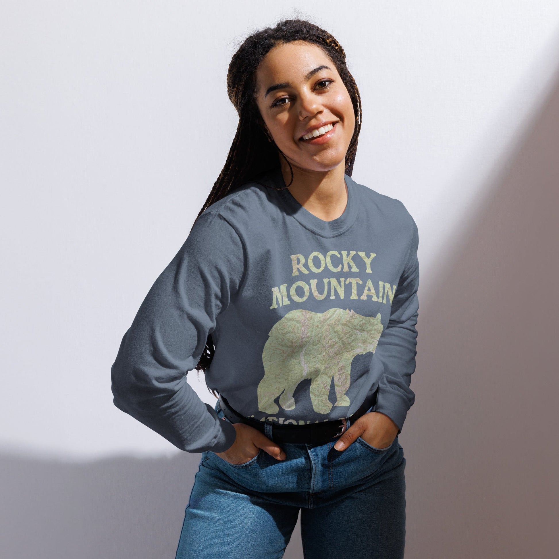 Rocky Mountain Bear Heavyweight Long Sleeve Topo Tee - Parks ApparelLong - sleeve