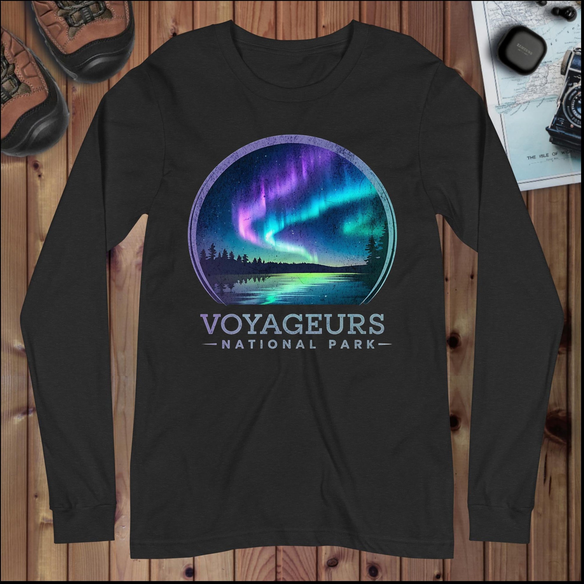 Voyageurs Aurora Borealis Long Sleeve T-shirt - Parks ApparelLong - sleeve